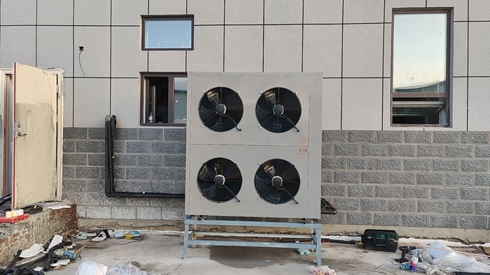 Les deux sessions ont donné le ton du développement vert et de l'air supérieur de la station de pompe à chaleur bi-source Les deux sessions ont donné le ton du développement vert et de l'air supérieur de la station de pompe à chaleur bi-source